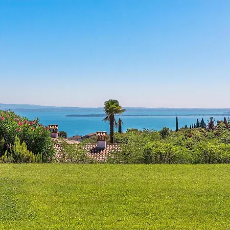 Cristina Villa Padenghe sul Garda